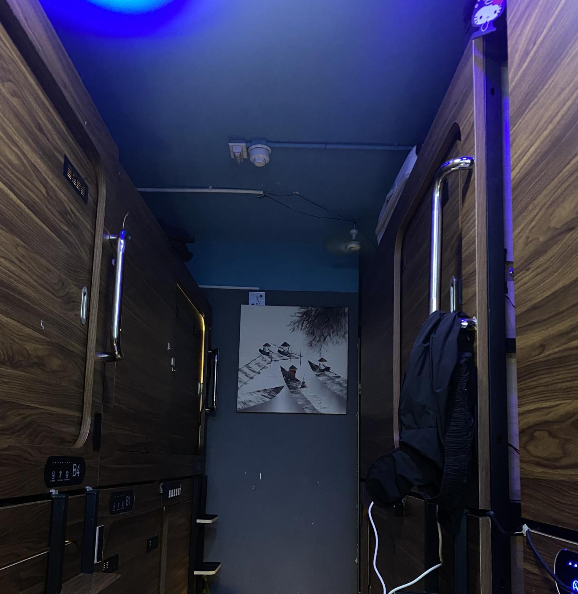 Sleep Cubee Hostel Hong Kong Exterior photo