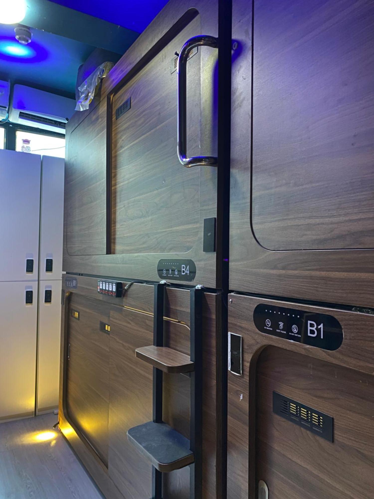 Sleep Cubee Hostel Hong Kong Exterior photo
